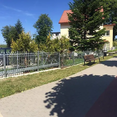 Willa Plaza Pokoje I Domki Z Widokiem Na Morze Dziwnow