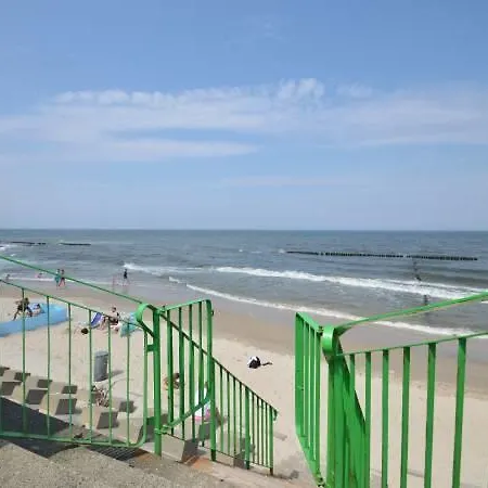 Willa Plaza Pokoje I Domki Z Widokiem Na Morze Homestay *