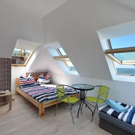 Willa Plaza Pokoje I Domki Z Widokiem Na Morze Séjour chez l'habitant Dziwnów