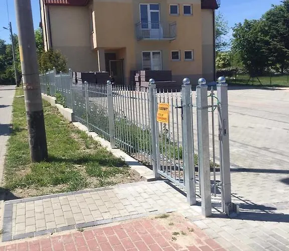 Séjour chez l'habitant Willa Plaza Pokoje I Domki Z Widokiem Na Morze Dziwnów